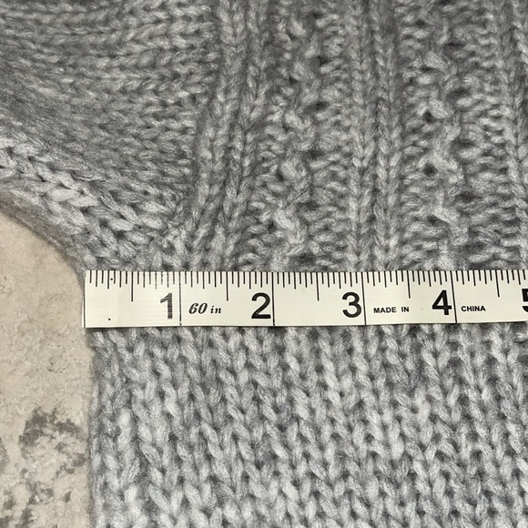 NWT Aerie Open Back Sweater 🤍 - Picture 11 of 14
